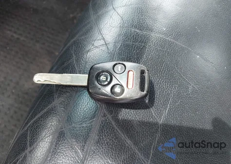 2009 Honda Accord 2.4 Ex-L from USA, damaged, VIN 1HGCP26889A050042